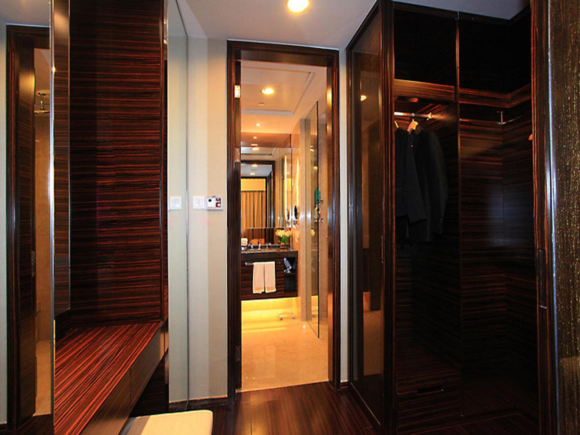 Heefun Apartment Gz -Poly World Trading Center-Walking Distance To Canton Fair Extérieur photo