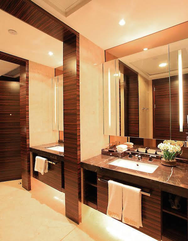 Heefun Apartment Gz -Poly World Trading Center-Walking Distance To Canton Fair Extérieur photo